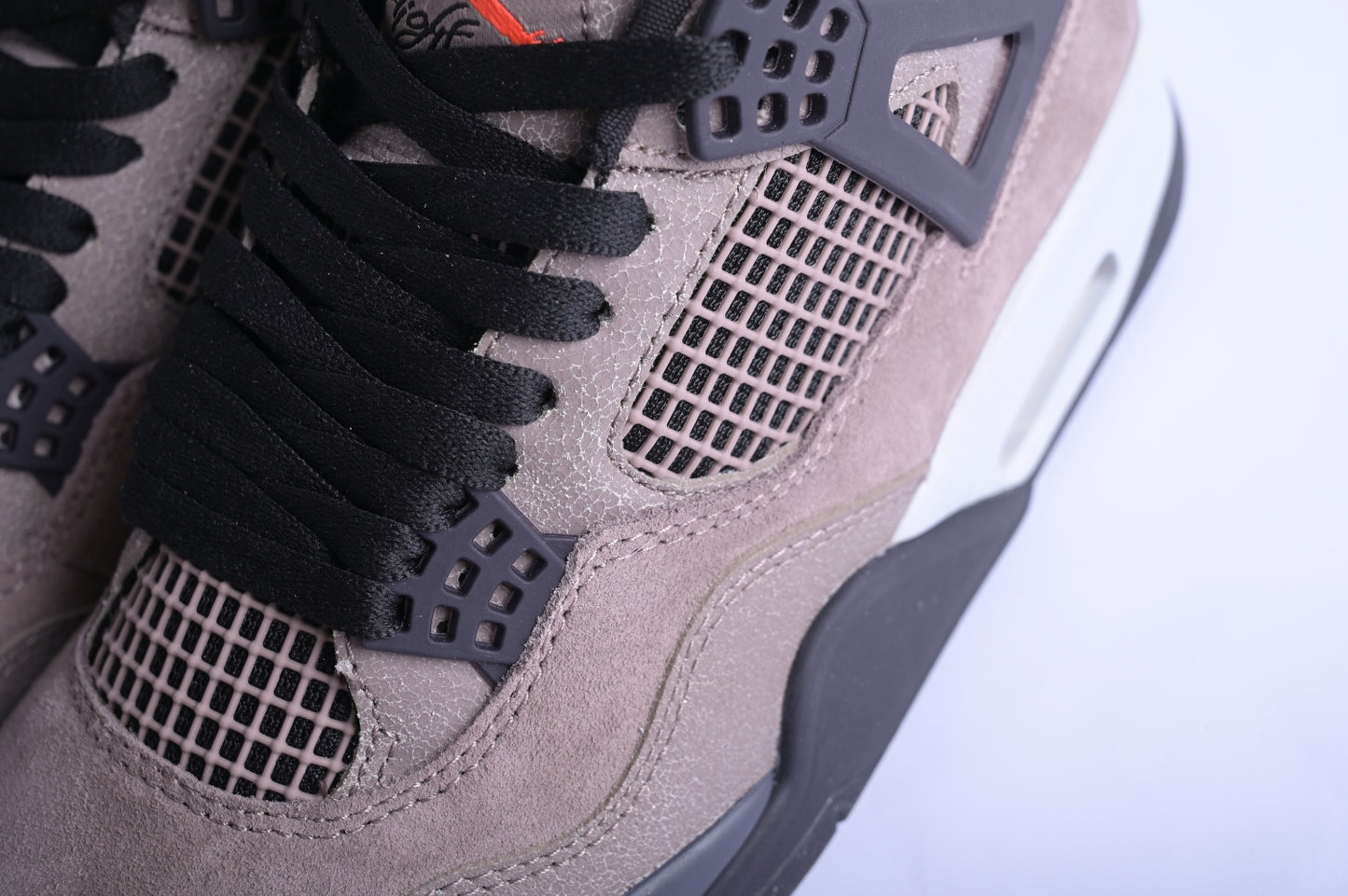 Jordan 4 Retro Taupe Haze