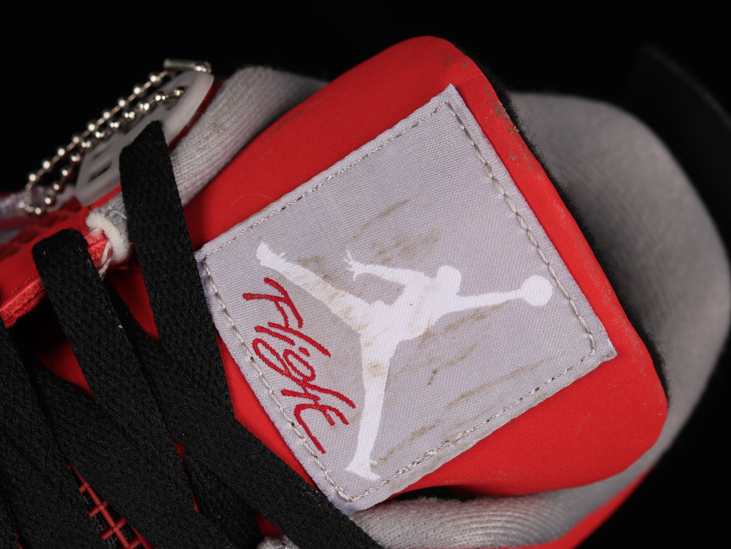 Jordan 4 Retro Toro Bravo