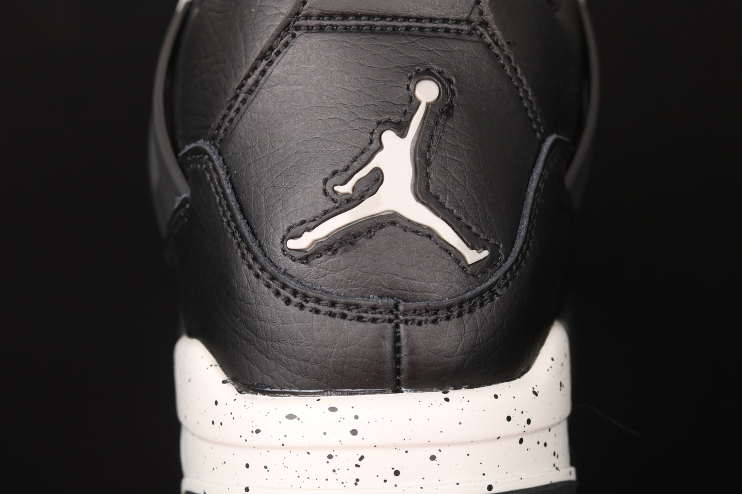 Jordan 4 Retro Oreo (2015)