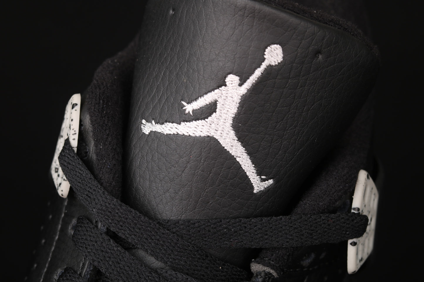 Jordan 4 Retro Oreo (2015)
