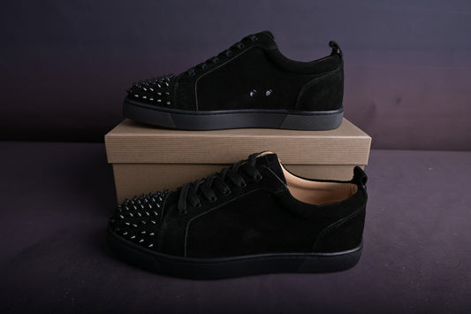 Christian Louboutin Louis Junior Spikes Veau Velours Sneaker Black