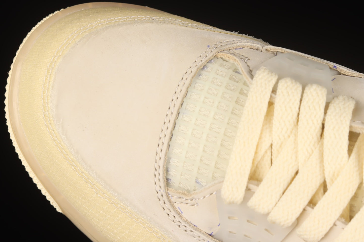 J*dr*n 4 Retro Off-White Sail