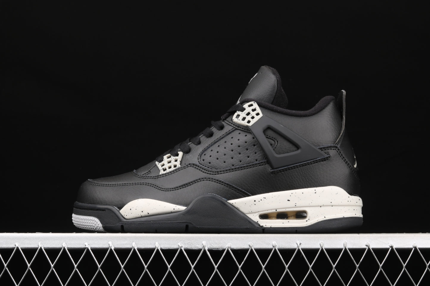Jordan 4 Retro Oreo (2015)