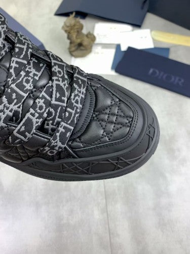 LIMITED - ERLxDIOR B9S